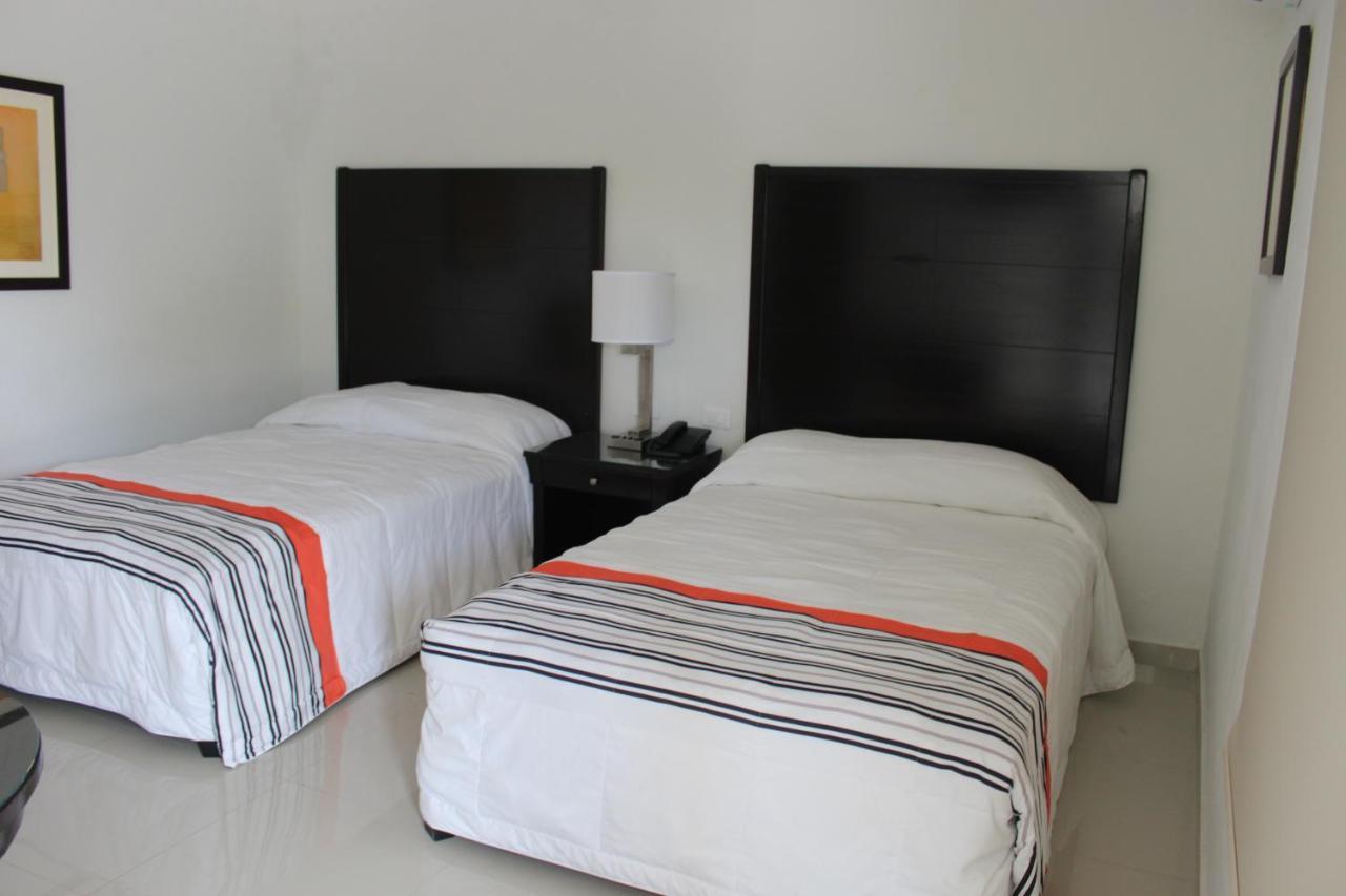Hotel San Lorenzo Los Mochis Exterior photo